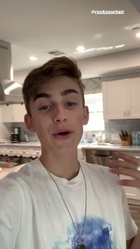 Johnny Orlando : johnny-orlando-1552323256.jpg