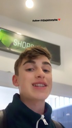 Johnny Orlando : johnny-orlando-1561324430.jpg