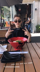 Johnny Orlando : johnny-orlando-1561842152.jpg