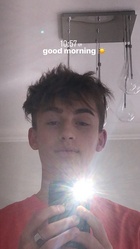 Johnny Orlando : johnny-orlando-1571080523.jpg