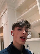 Johnny Orlando : johnny-orlando-1572475223.jpg