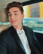 Johnny Orlando : johnny-orlando-1572989573.jpg