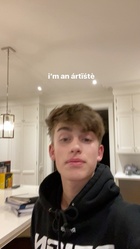 Johnny Orlando : johnny-orlando-1579042112.jpg