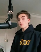 Johnny Orlando : johnny-orlando-1585858473.jpg