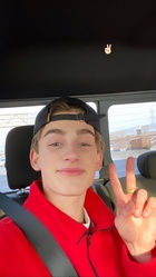 Johnny Orlando : johnny-orlando-1586380240.jpg