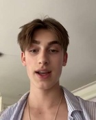 Johnny Orlando : johnny-orlando-1588366295.jpg