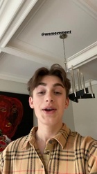 Johnny Orlando : johnny-orlando-1588875691.jpg