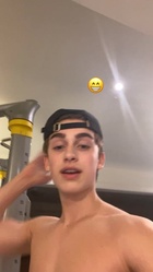 Johnny Orlando : johnny-orlando-1589066505.jpg