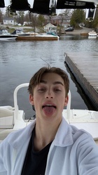 Johnny Orlando : johnny-orlando-1589589172.jpg