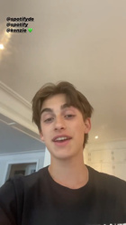 Johnny Orlando : johnny-orlando-1593121730.jpg