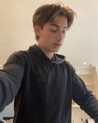 Johnny Orlando : johnny-orlando-1593121747.jpg