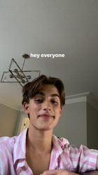 Johnny Orlando : johnny-orlando-1600300559.jpg