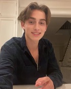 Johnny Orlando : johnny-orlando-1601469909.jpg