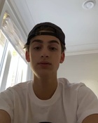 Johnny Orlando : johnny-orlando-1605386161.jpg