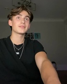 Johnny Orlando : johnny-orlando-1605982717.jpg