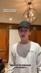 Johnny Orlando : johnny-orlando-1606605128.jpg
