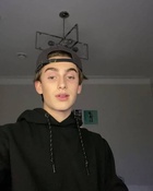 Johnny Orlando : johnny-orlando-1607838581.jpg