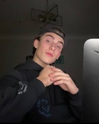 Johnny Orlando : johnny-orlando-1608264710.jpg