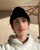 Johnny Orlando : johnny-orlando-1611511103.jpg