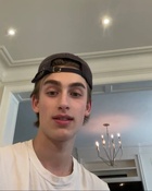 Johnny Orlando : johnny-orlando-1616631779.jpg