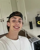 Johnny Orlando : johnny-orlando-1631131771.jpg