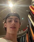 Johnny Orlando : johnny-orlando-1631131783.jpg