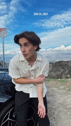 Johnny Orlando : johnny-orlando-1641078631.jpg