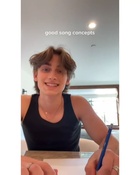 Johnny Orlando : johnny-orlando-1653685074.jpg