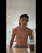 Johnny Orlando : johnny-orlando-1664669659.jpg