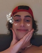 Johnny Orlando : johnny-orlando-1670696275.jpg
