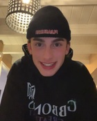 Johnny Orlando : johnny-orlando-1677356907.jpg