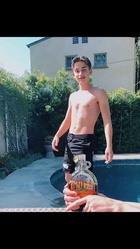 Johnny Orlando : johnny-orlando-1701364749.jpg