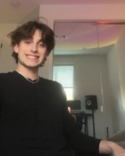 Johnny Orlando : johnny-orlando-1712080141.jpg