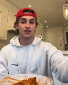 Johnny Orlando : johnny-orlando-1719852474.jpg
