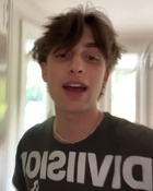 Johnny Orlando : johnny-orlando-1721474999.jpg