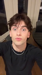 Johnny Orlando : johnny-orlando-1735421156.jpg