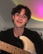 Johnny Orlando : johnny-orlando-1738182610.jpg