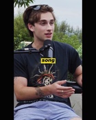 Johnny Orlando : johnny-orlando-1738188421.jpg