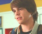 Johnny Simmons : johnny_simmons_1270654682.jpg