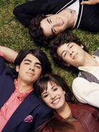 Jonas Brothers : TI4U_u1224955115.jpg
