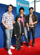 Jonas Brothers : TI4U_u1248808546.jpg