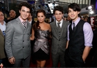 Jonas Brothers : TI4U_u1262468323.jpg