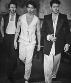 Jonas Brothers : jonas-brothers-1688939375.jpg