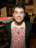 Jonas Brothers : jonas_brothers_1201920835.jpg