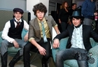 Jonas Brothers : jonas_brothers_1202066350.jpg