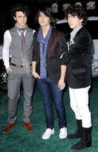 Jonas Brothers : jonas_brothers_1203971740.jpg