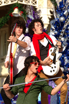 Jonas Brothers : jonas_brothers_1204238137.jpg