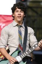 Jonas Brothers : jonas_brothers_1210604957.jpg