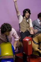 Jonas Brothers : jonas_brothers_1211509123.jpg