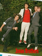 Jonas Brothers : jonas_brothers_1212265021.jpg